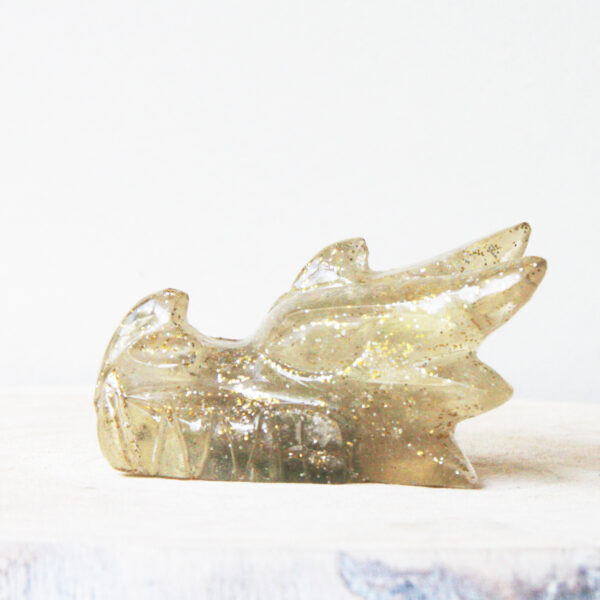 Orgonite drakenschedel met Lemon kwarts en Bergkristal 17 - Afbeelding 5