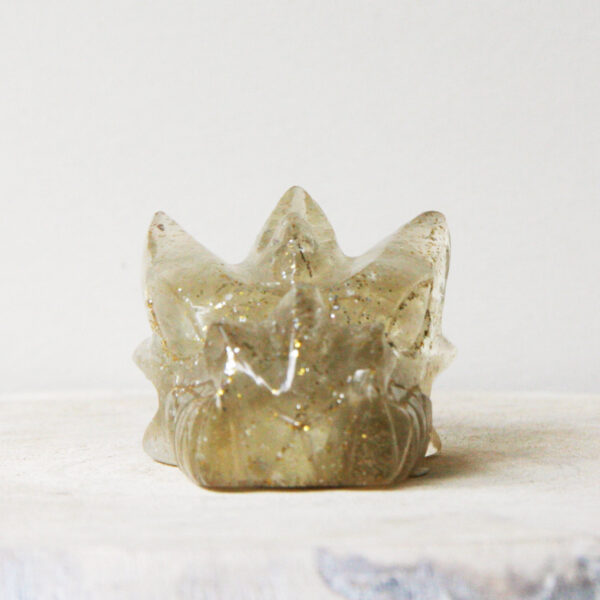 Orgonite drakenschedel met Lemon kwarts en Bergkristal 17 - Afbeelding 3
