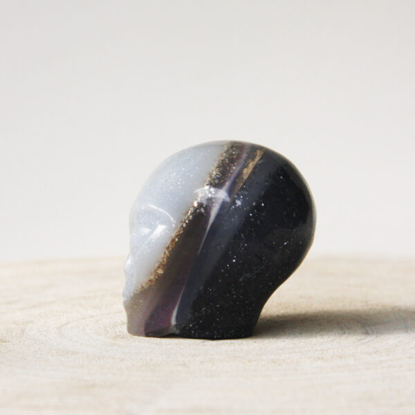 Orgonite Star-Being schedel met Amethist en Seleniet 2 - Afbeelding 3