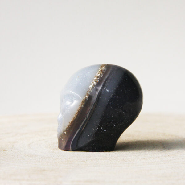 Orgonite Star-Being schedel met Amethist en Seleniet 1 - Afbeelding 3