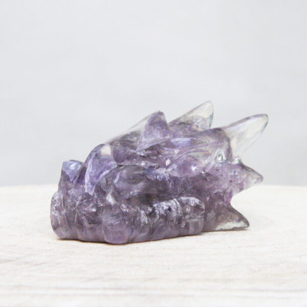 Orgonite drakenschedel met Amethist en Bergkristal 11 - Afbeelding 4