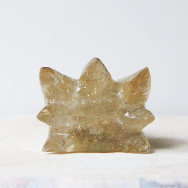 Orgonite drakenschedel met Lemon kwarts en Bergkristal 5 - Afbeelding 6