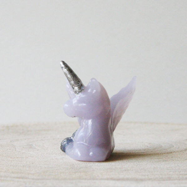 Orgonite Unicorn met Seleniet en Amethist 1 - Afbeelding 3