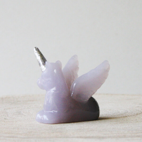 Orgonite Unicorn met Seleniet en Amethist 1 - Afbeelding 4