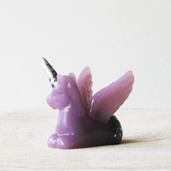 Orgonite Unicorn met Seleniet en Amethist 3 - Afbeelding 6